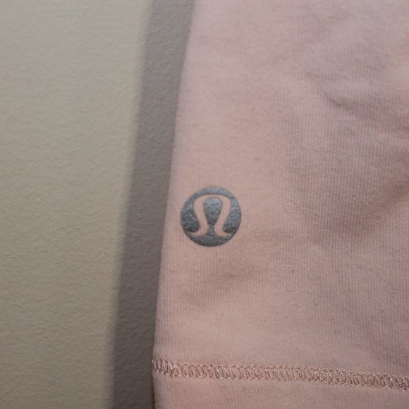 2 for 20$ Lululemon pink athletic tank top - Picture 3 of 3